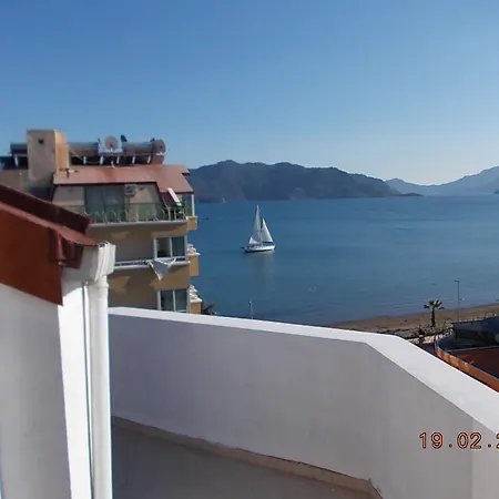Tekin Aparts Aparthotel 3*